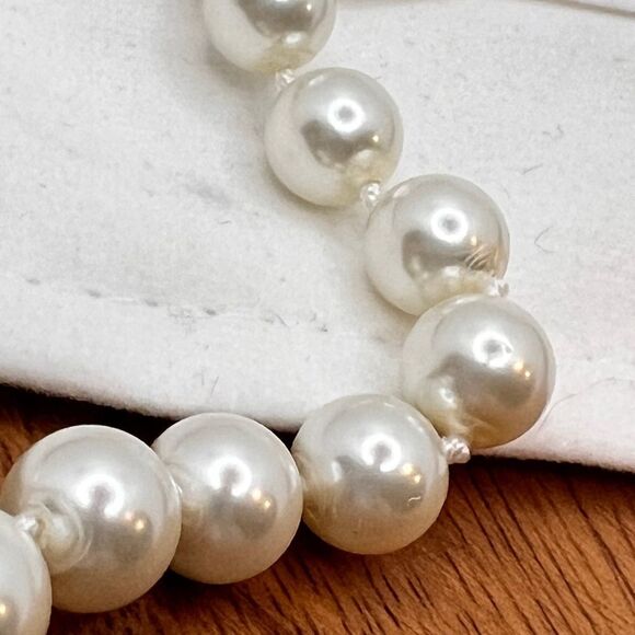 Premier Designs Single Strand Pearl Bracelet Sz 7.5” - Picture 8 of 8